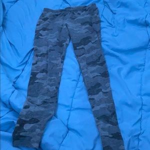 camo leggings